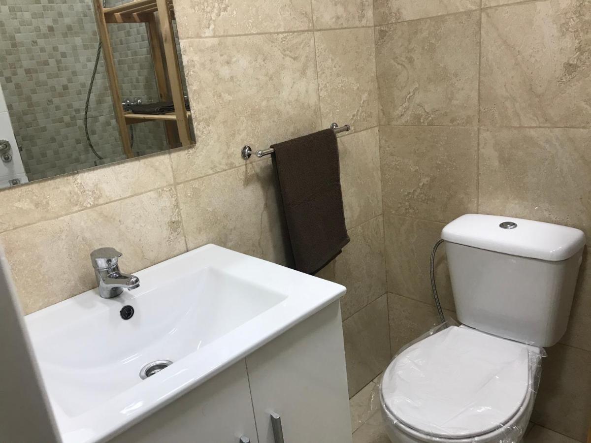 4 Dorm Cerca De Playa Y Centro Ciudad Apartment Malaga Luaran gambar